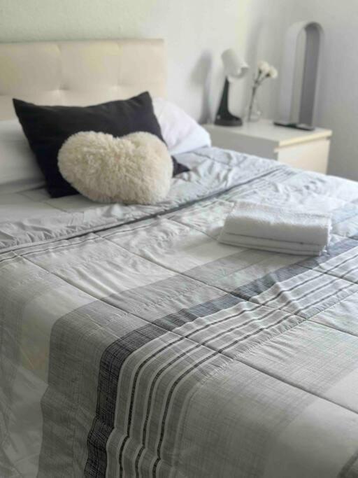 “Apartamento Moderno Y Acogedor 马德里 外观 照片